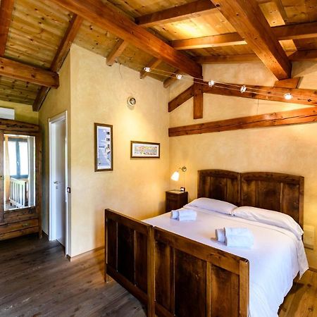 Cantina Anzivino - Affittacamere Gattinara Buitenkant foto