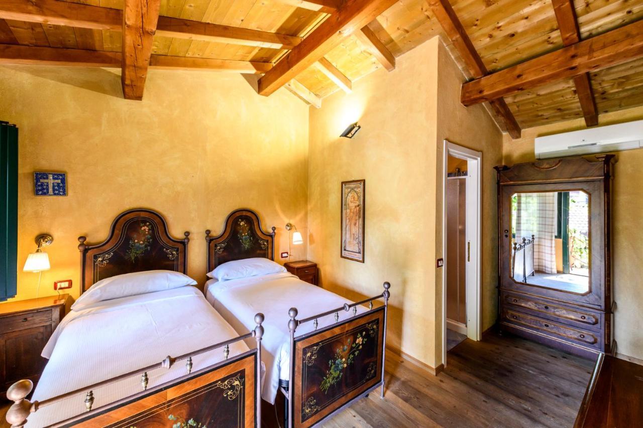 Cantina Anzivino - Affittacamere Gattinara Buitenkant foto