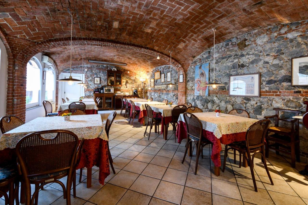 Cantina Anzivino - Affittacamere Gattinara Buitenkant foto