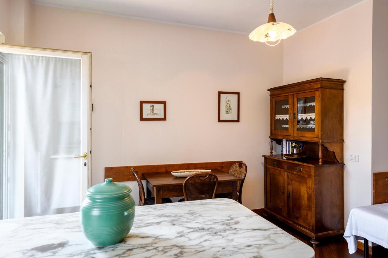 Cantina Anzivino - Affittacamere Gattinara Buitenkant foto