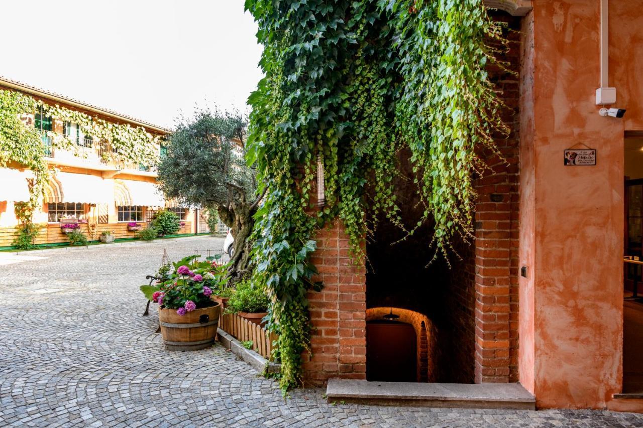 Cantina Anzivino - Affittacamere Gattinara Buitenkant foto